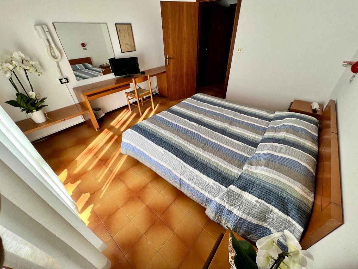 Ca' Bianca Da Paolino Hotel 3*