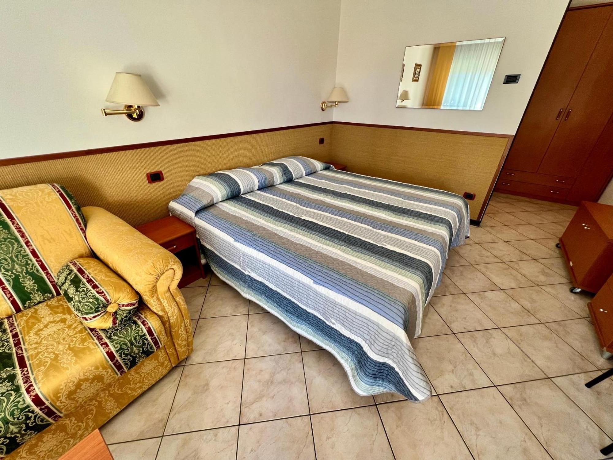 Ca' Bianca Da Paolino Hotel 3*